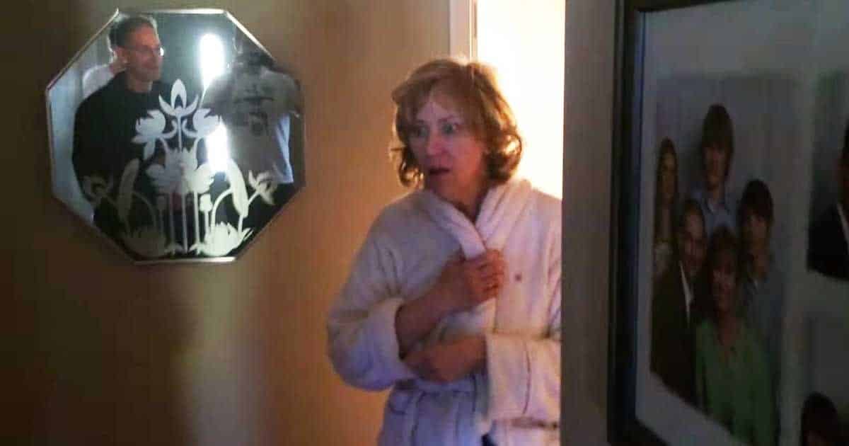 Mom Bursts Into Tears When She Sees Whats Waiting For Her Outside The Bathroom