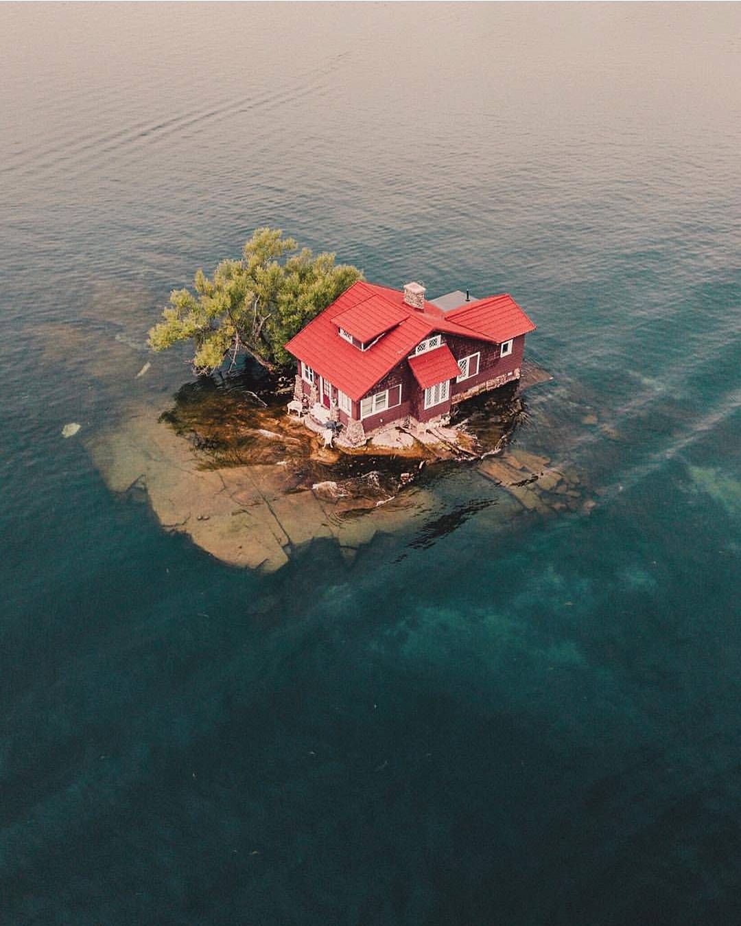 The World s Smallest Inhabited Island Is Just Big Enough For A House 